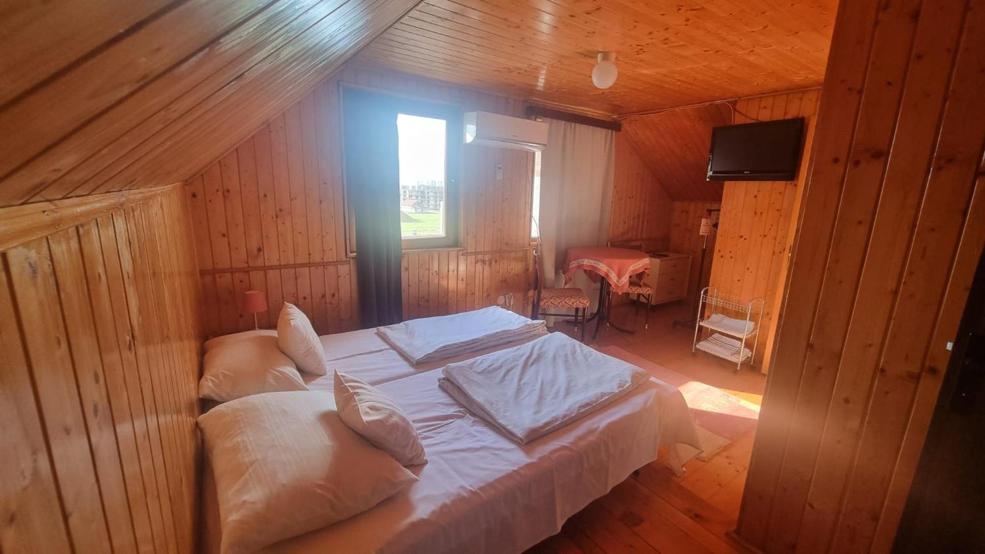 Casa Altius Felix Lägenhet Băile Felix Exteriör bild